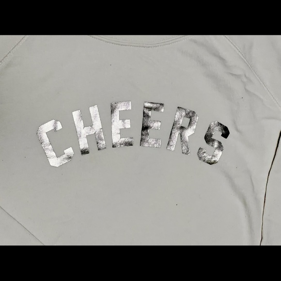 White sweatshirt - Picture 2 of 2